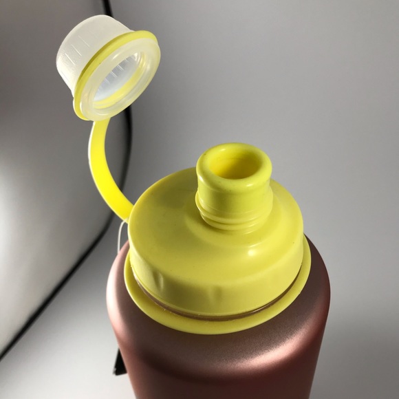 Adidas Originals rose gold water bottle 32oz / 1L - Picture 5 of 8